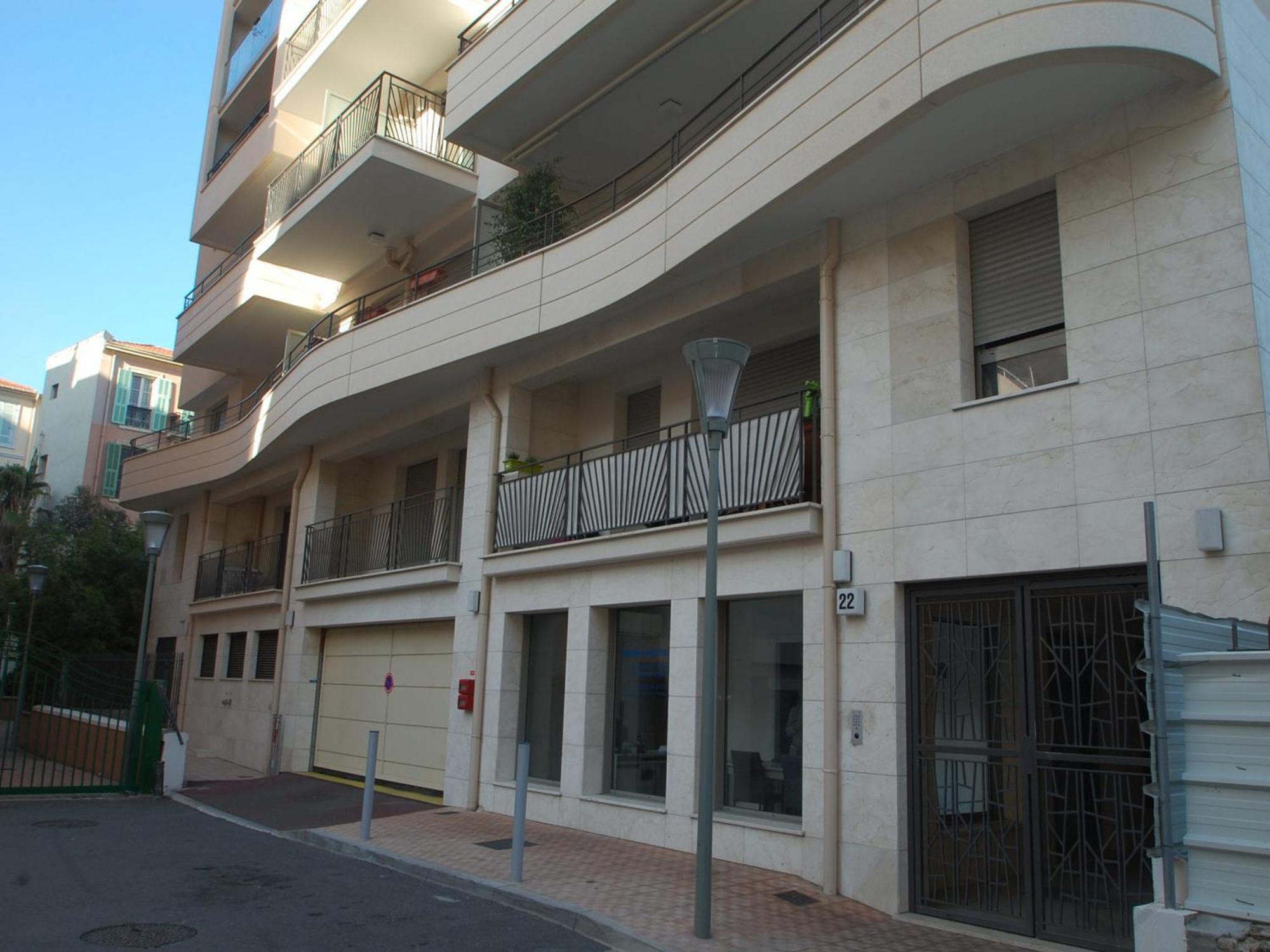 Charmant 2P Moderne Avec Terrasse, Parking Prive, En Plein Centre De Menton, A 2 Pas De La Mer - Fr-1-196-200 ภายนอก รูปภาพ